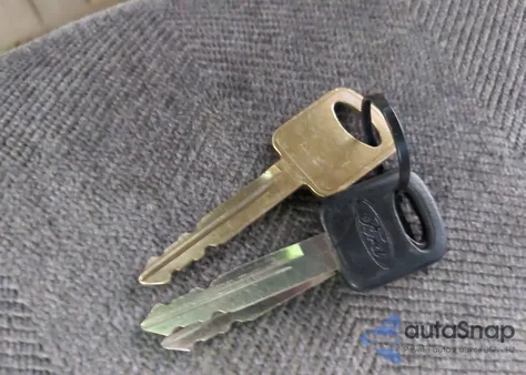 1997 Ford Aerostar Xlt из США, поврежденный, VIN 1FMDA41X9VZB01747